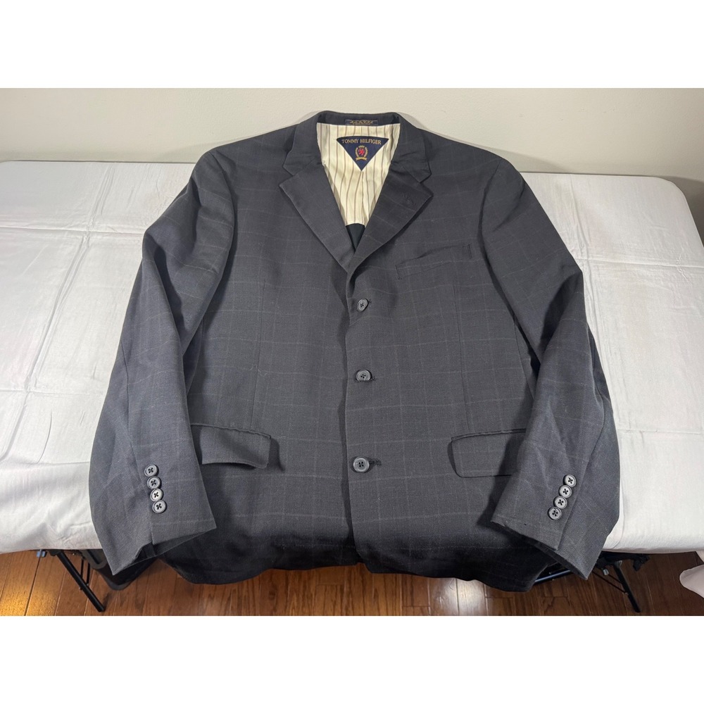 Tommy Hilfiger Mens 42R Wool Blazer Gray Windowpane Check 3 Button Sport Coat